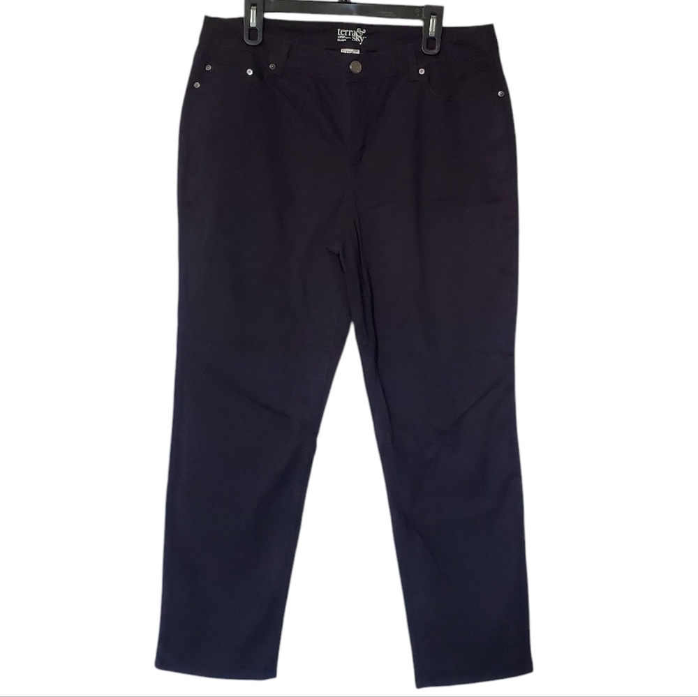 Terra & Sky Women's Black Straight-Leg Jeans Size 16W Petite